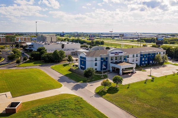 SpringHill Suites by Marriott Ardmore image 2